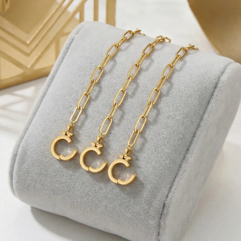 Waterproof Paperclip Chain Bracelet – 18K Gold PVD