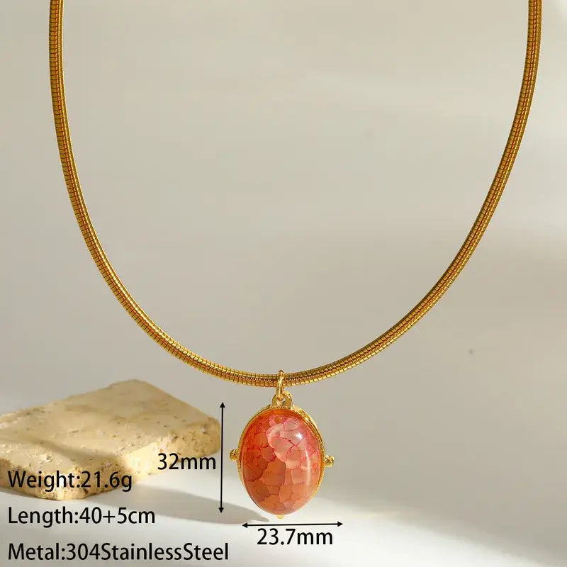 Oval Choker Necklace with Natural Stone – 18K Gold