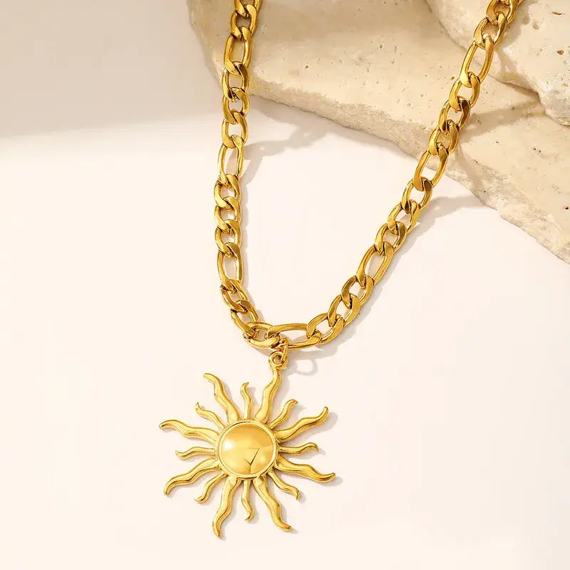 18K Gold Sun Pendant Necklace Waterproof Stainless Steel