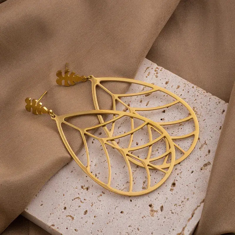 18K Gold Leaf Stud Earrings – Stainless Steel