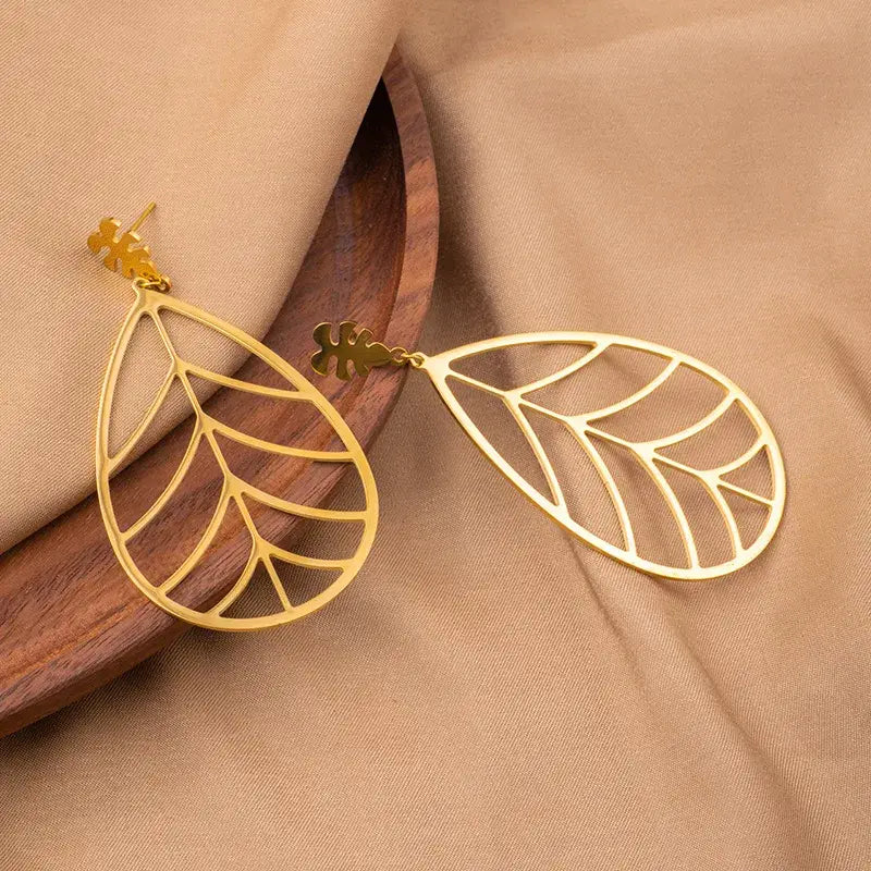 18K Gold Leaf Stud Earrings – Stainless Steel