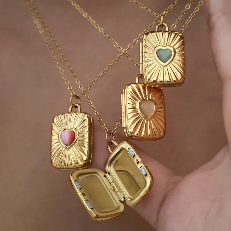 18K Gold Geometric Heart Locket Necklace – Stainless Steel