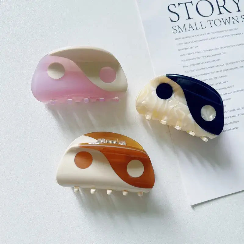 Yin Yang Hair Clip in Pink, Black or Coffe